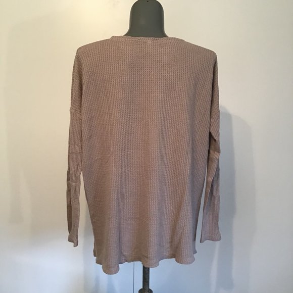 Aritzia The Group Babaton Dali Long Sleeve V-Neck Waffle Top Size S - Picture 4 of 9